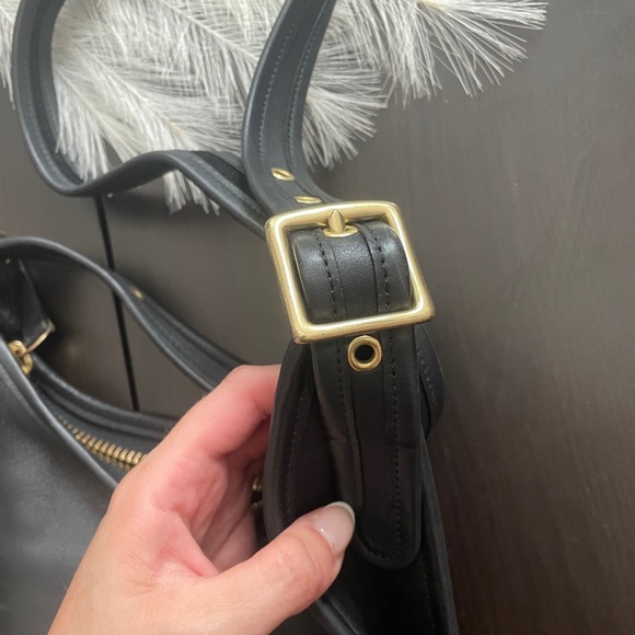 Vintage Black Leather Coach Janice Crossbody Purse - Picture 8 of 11